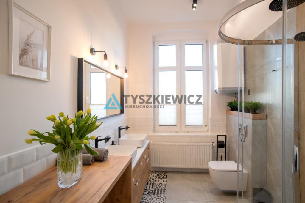 Nowoczesne mieszkanie na wynajem w samym centrum! - zdjęcie 16