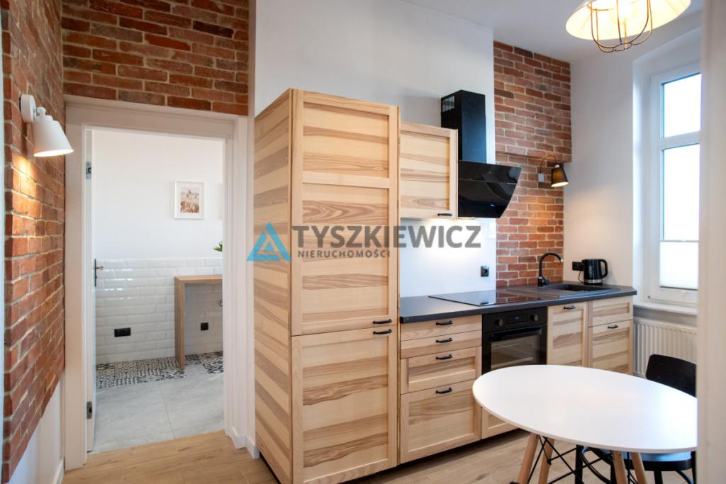 Nowoczesne mieszkanie na wynajem w samym centrum! - zdjęcie 18