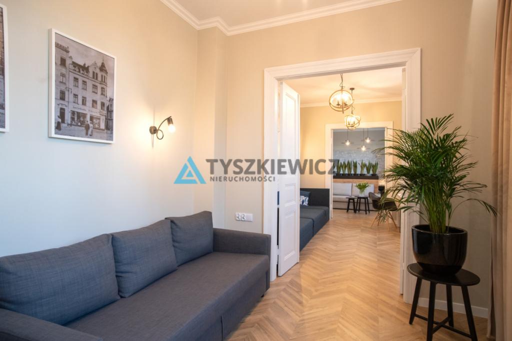 Nowoczesne mieszkanie na wynajem w samym centrum! - zdjęcie 10