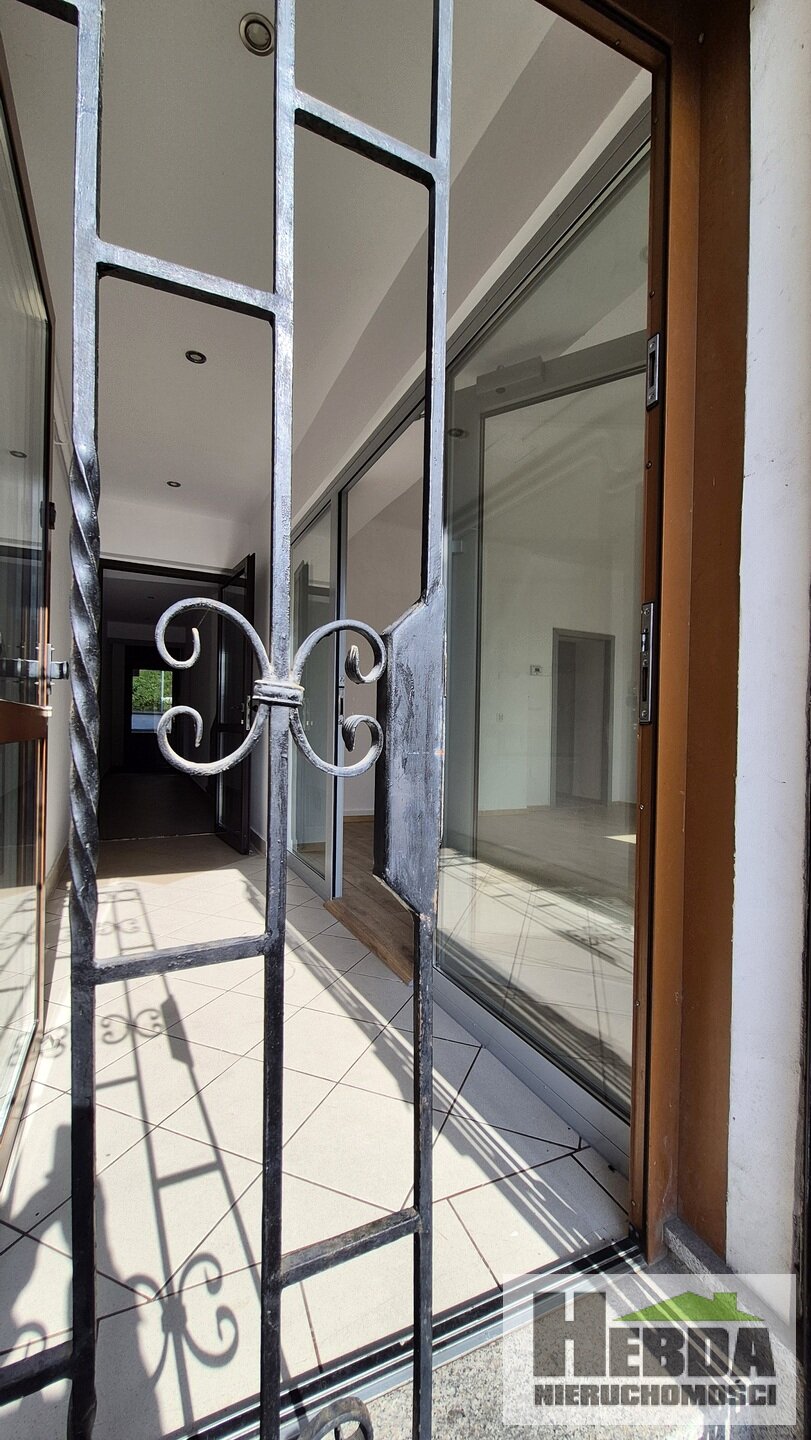 Tarnów, ul.Bernardyńska, słoneczny lokal usługowy, kosmetyka, księgowośc, sklep, komis - zdjęcie 3