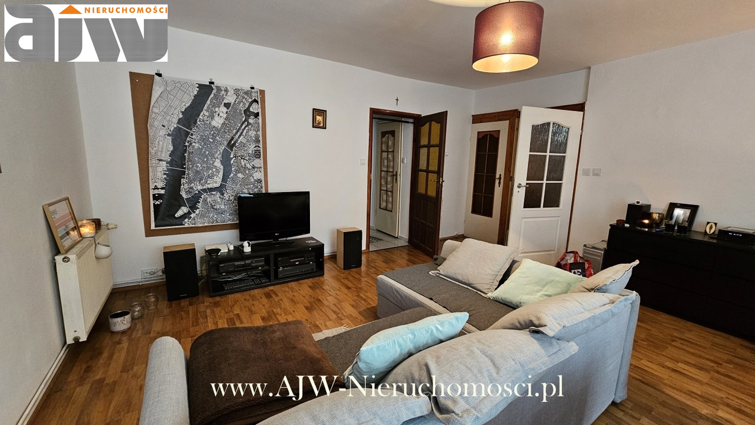 Dom wolnostojący w Laskach - zdjęcie 2