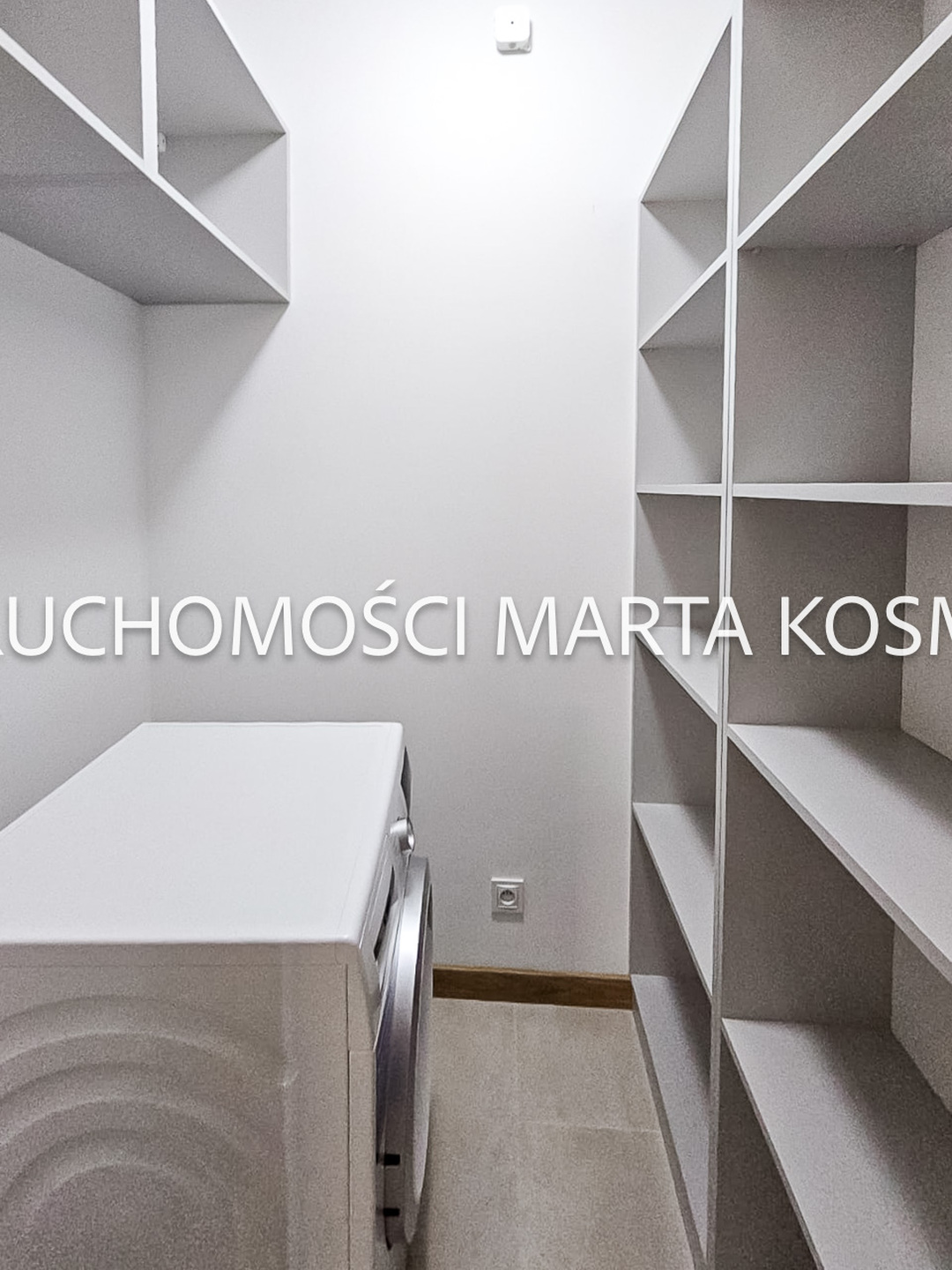 Włochy , 4 pok. 86 m , budynek z 2025 roku, 2 ąłzienki z wc, garaż - zdjęcie 11