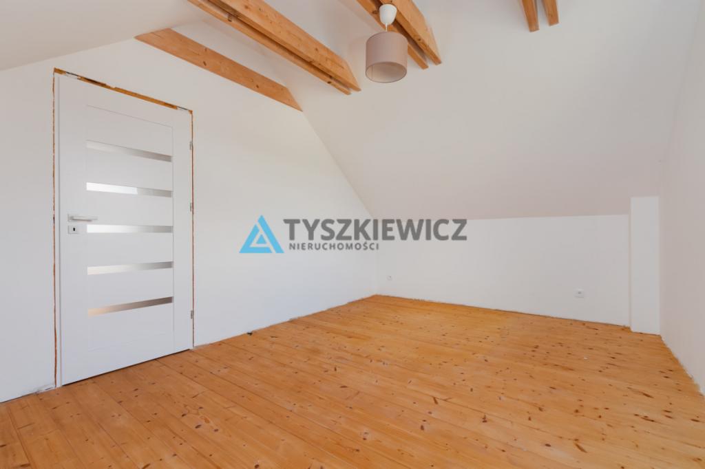 Urokliwy dom z widokiem na jezioro - zdjęcie 14