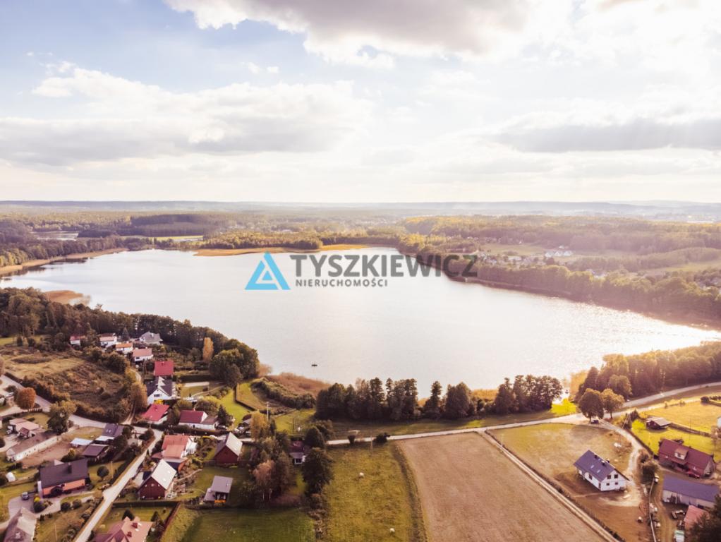 Urokliwy dom z widokiem na jezioro - zdjęcie 27