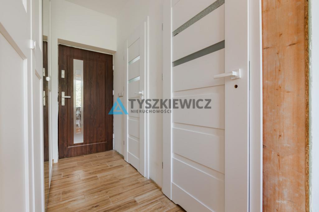 Urokliwy dom z widokiem na jezioro - zdjęcie 9