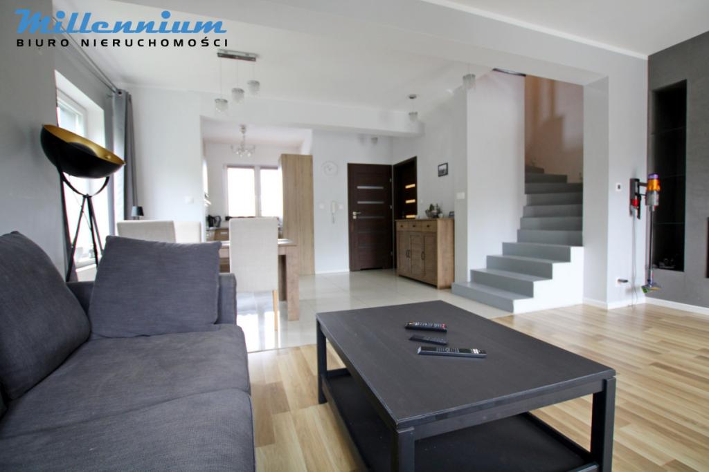 Bliźniak 105,9 m² w Gowinie, duża działka 754 m² - zdjęcie 3