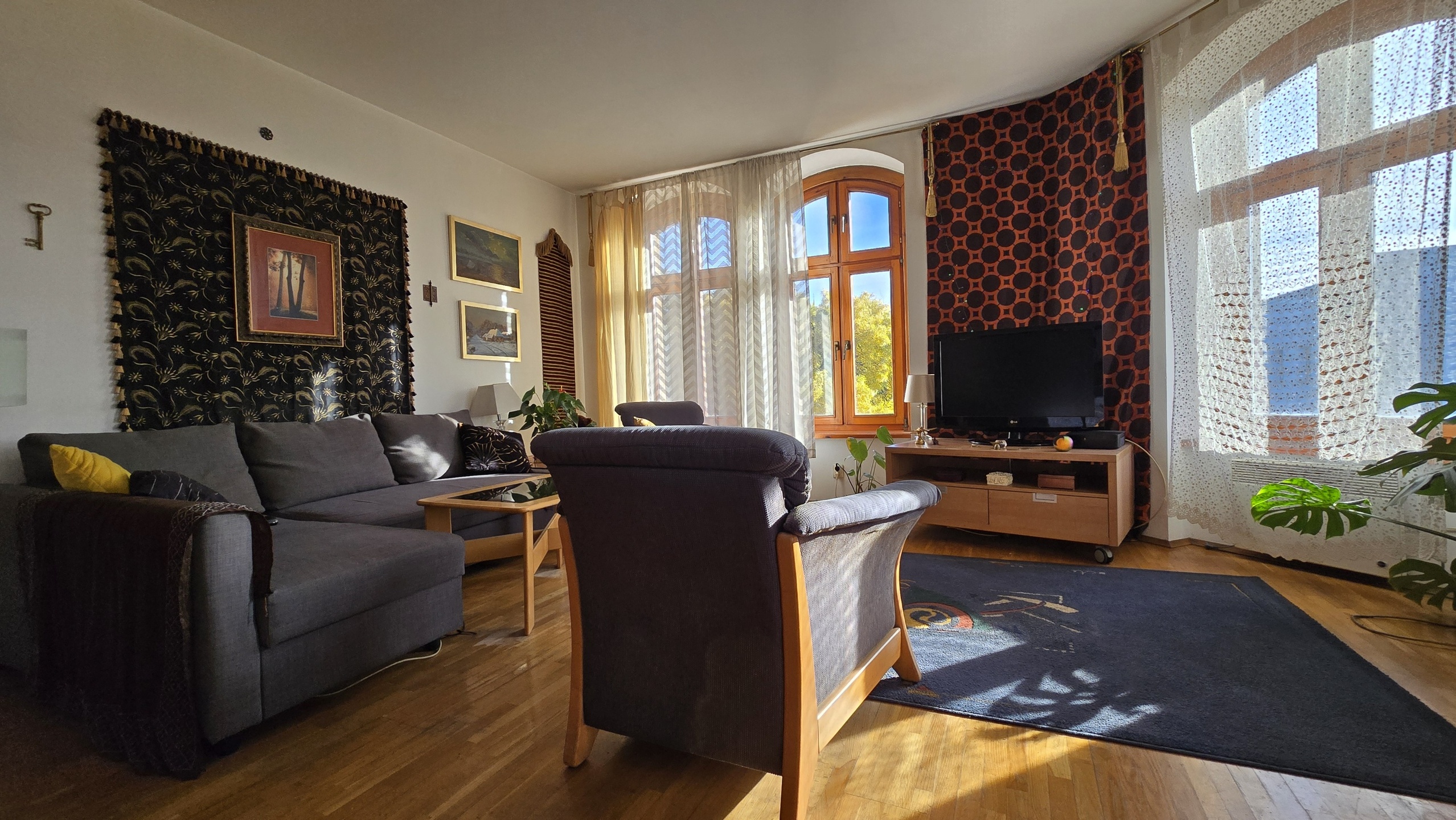 Słoneczne i przestronne mieszkanie w kamienicy do sprzedaży! - zdjęcie 4