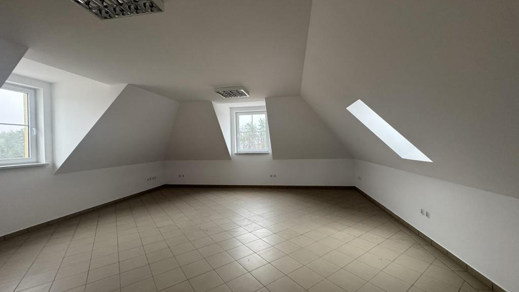 Dom 489&nbsp;m², Brzeźnik, Wrocławska - zdjęcie 14