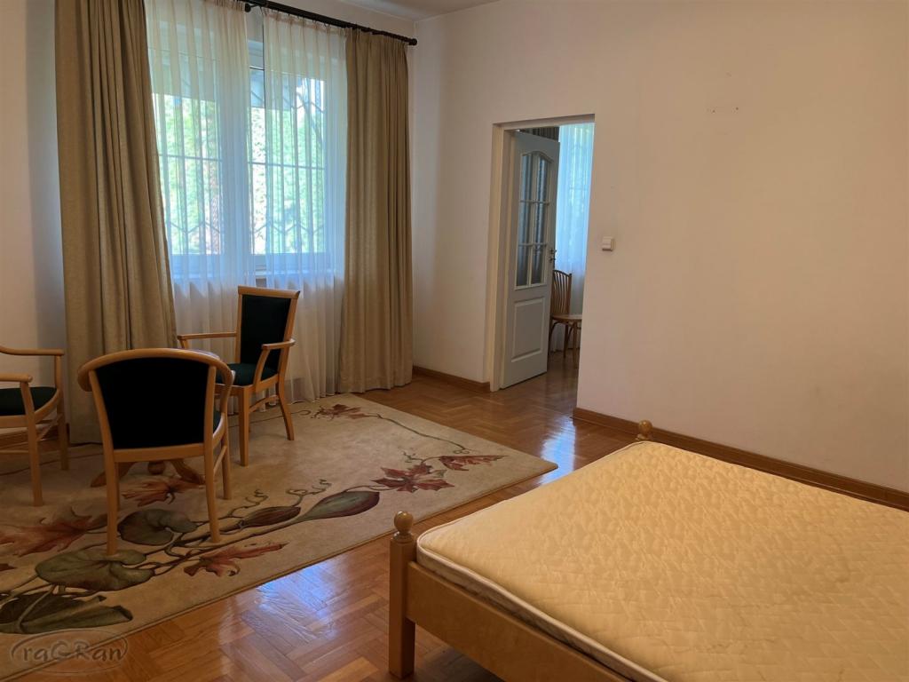 Duży dom nadaje się na Pensjonat lub Dom Opieki - zdjęcie 10