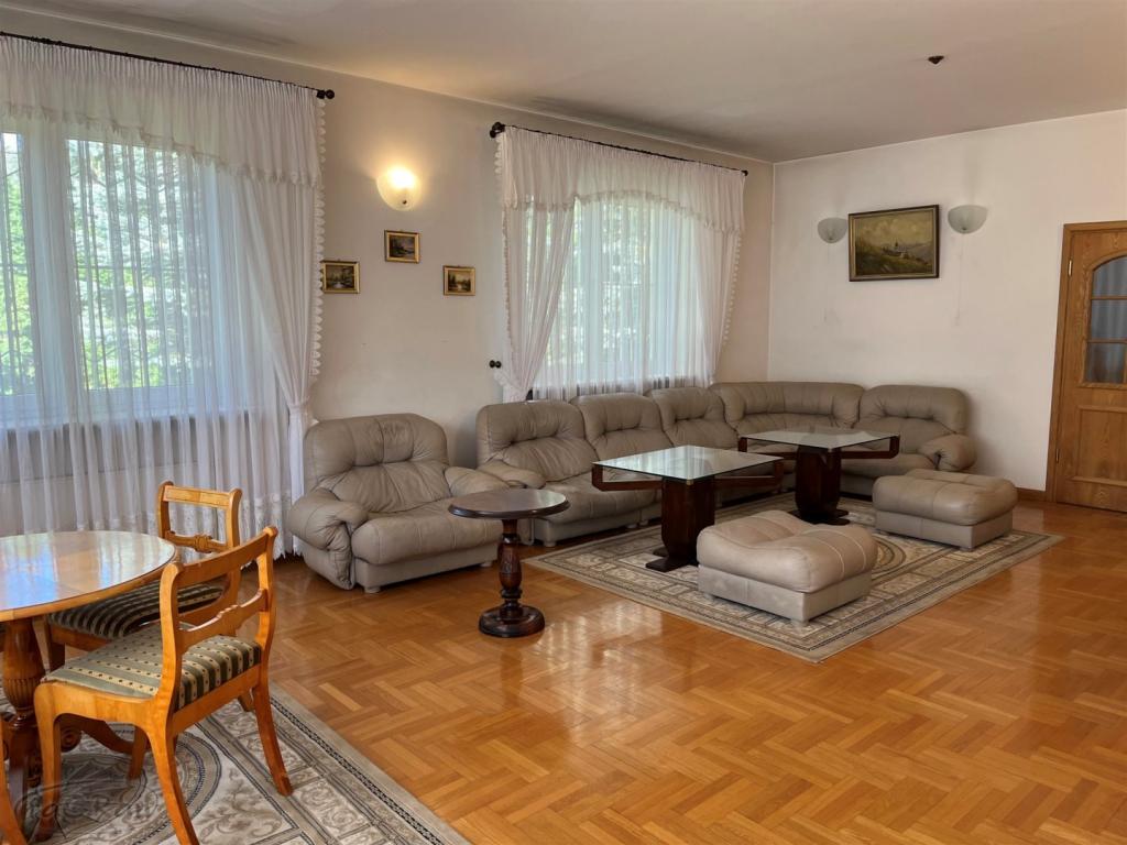 Całkowicie umeblowany, bardzo funkcjonalny dom - zdjęcie 2