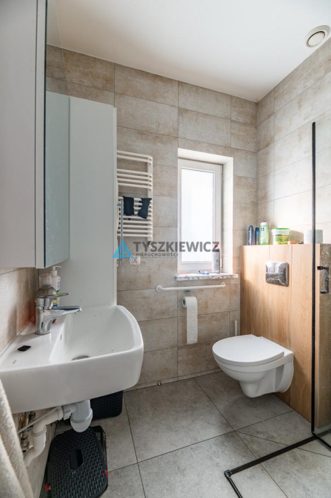Atrakcyjny dom w Grabowie Kościerskim! - zdjęcie 29
