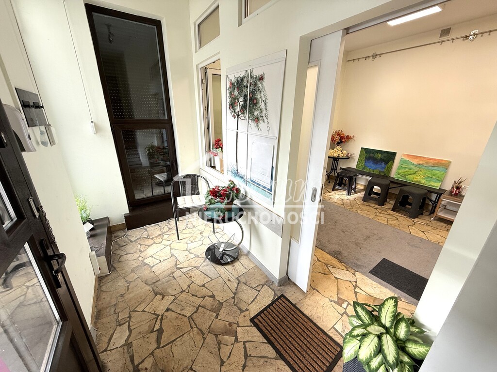 Lokal usługowy na sprzedaż, 55,9&nbsp;m², Szczecin, Centrum, Generała Ludomiła Rayskiego - zdjęcie 2