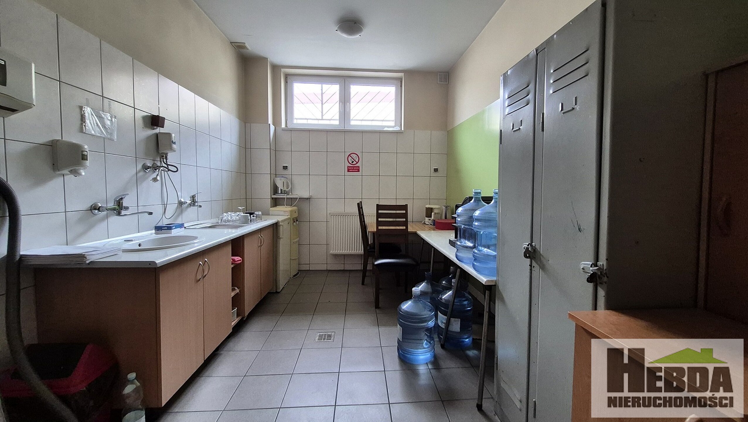 Tarnów, ul.Klikowska , lokal biurowy w eleganckim stylu + HALA 200 m2 - zdjęcie 9