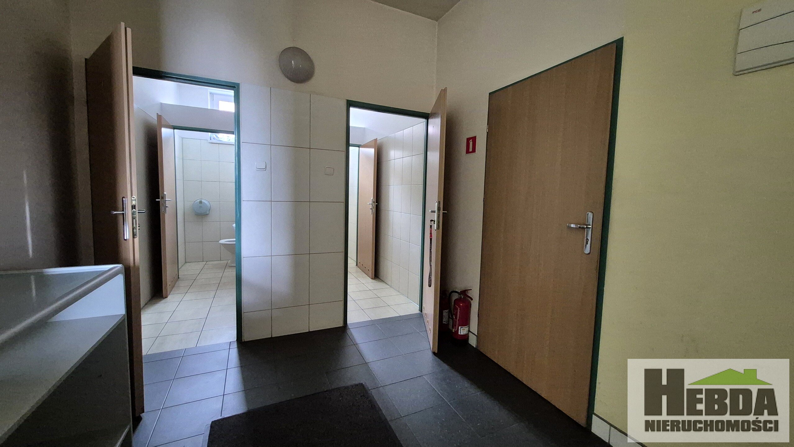 Tarnów, ul.Klikowska , lokal biurowy w eleganckim stylu + HALA 200 m2 - zdjęcie 7