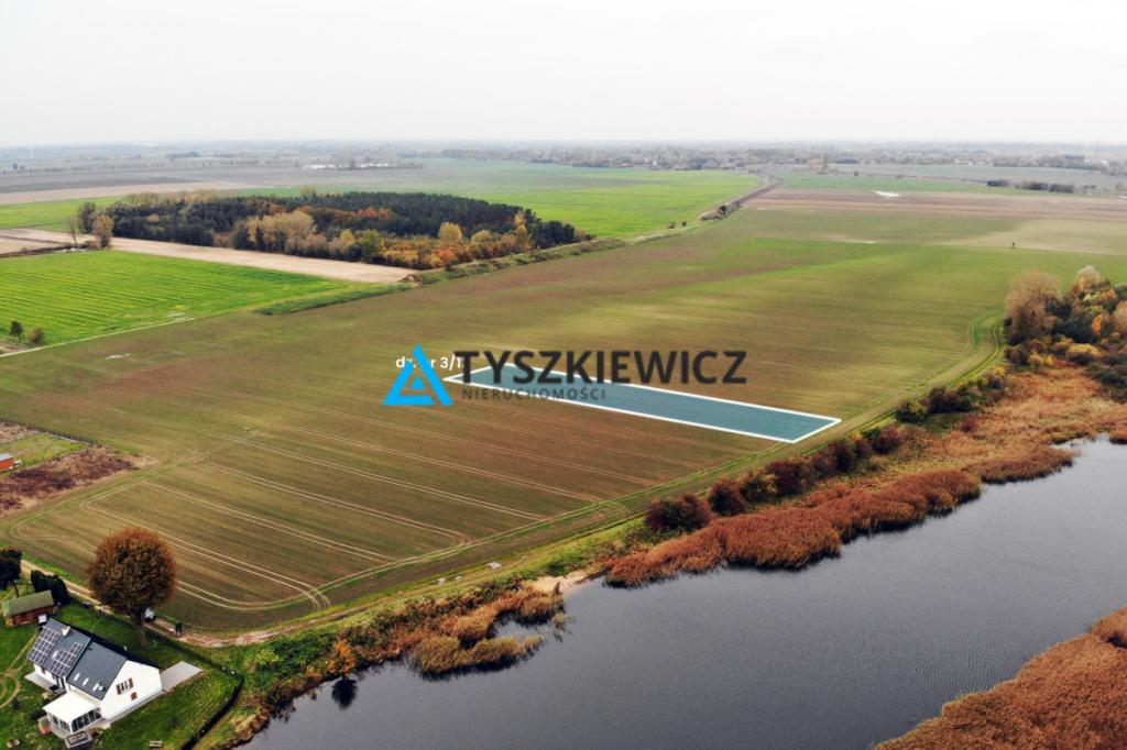 Piękna działka koło rzeki Szkarpawa - zdjęcie 1