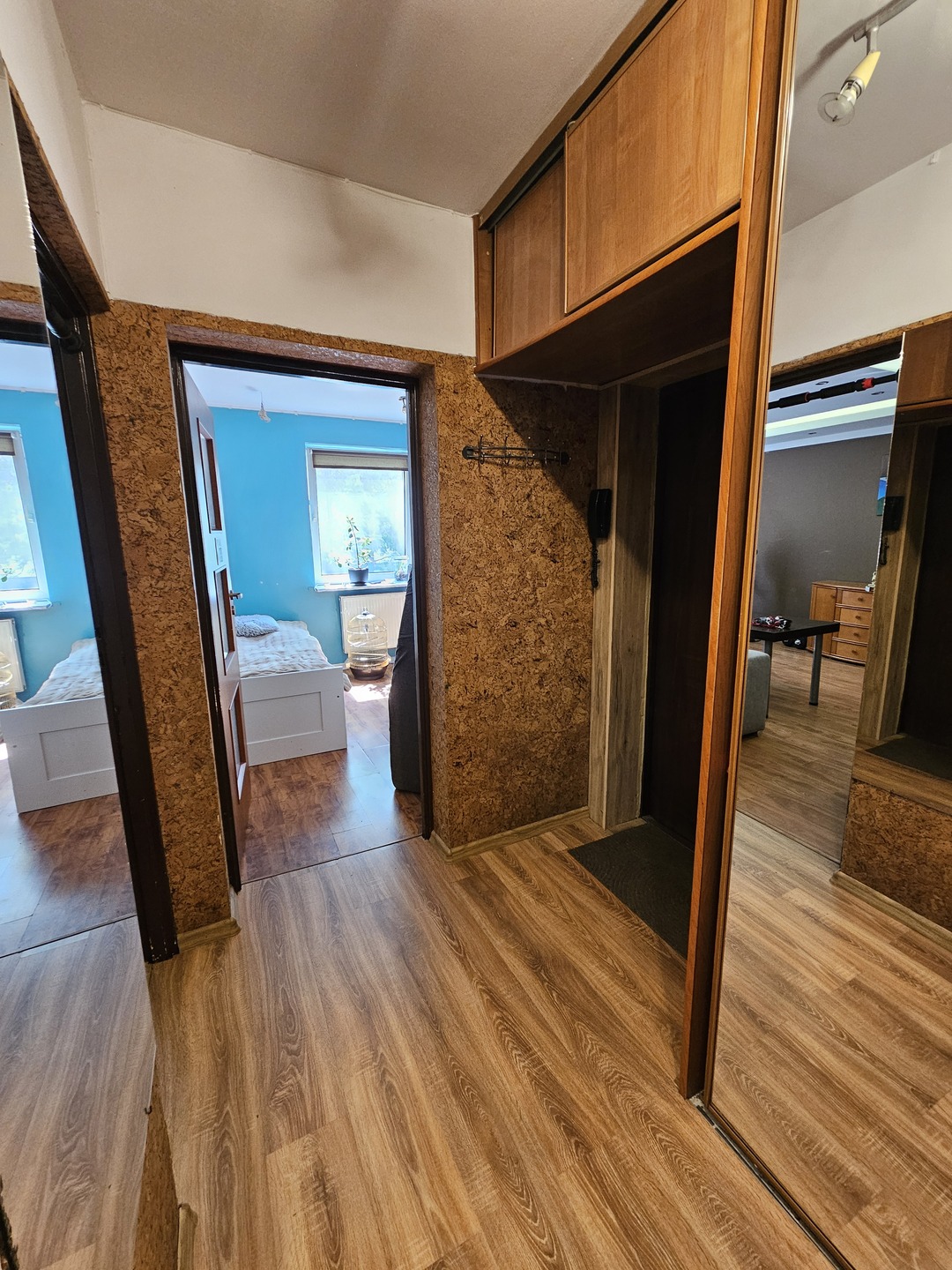 Przestronne mieszkanie 2 pokojowe na kameralnym osiedlu - zdjęcie 12