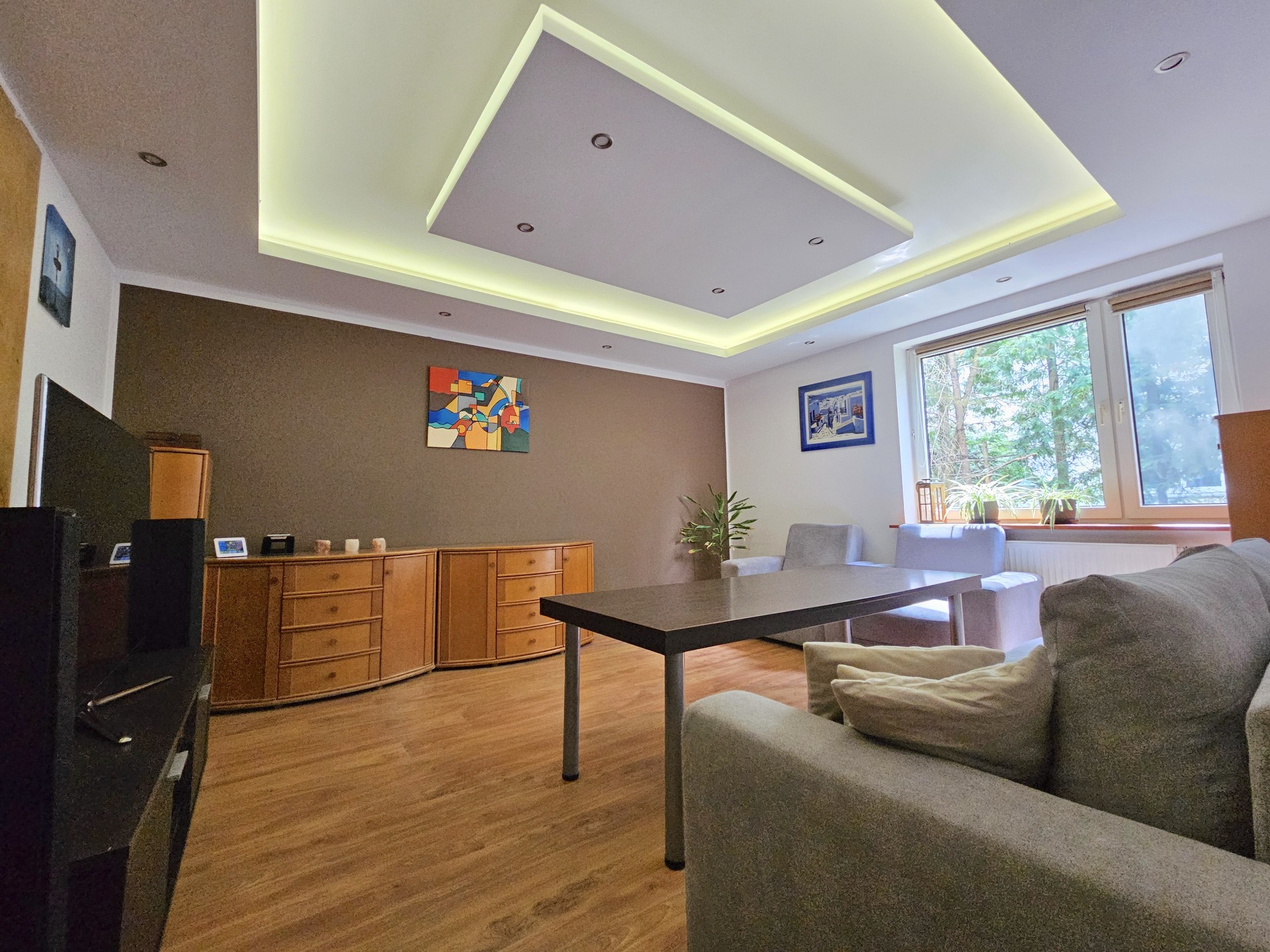 Przestronne mieszkanie 2 pokojowe na kameralnym osiedlu - zdjęcie 2