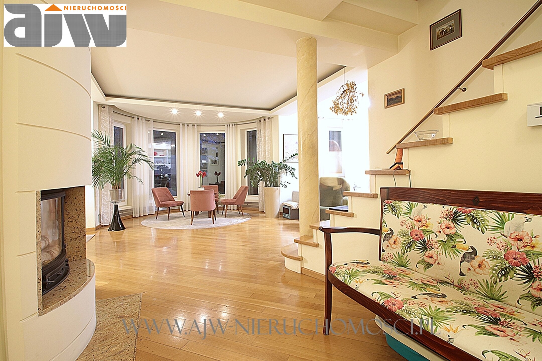 Dom Warszawa 180 m2, działka 1600 m2 - zdjęcie 1