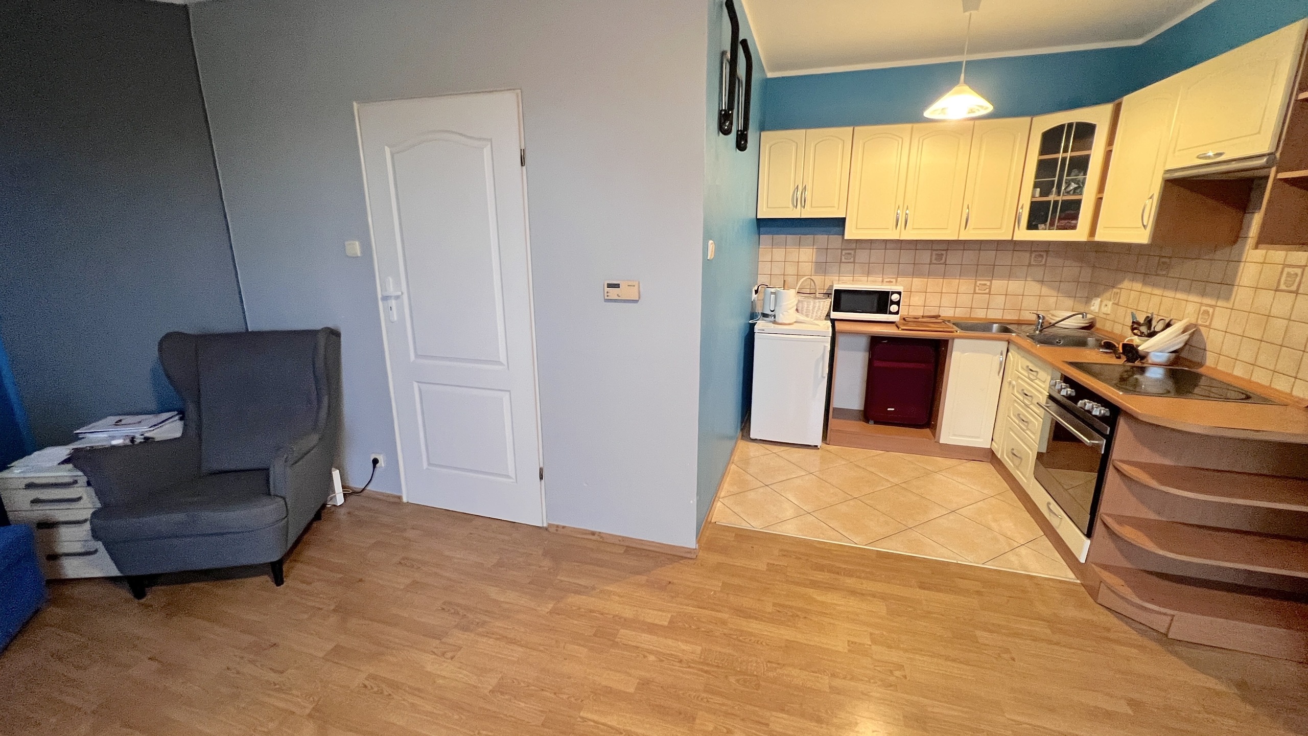 Kawalerka na zamkniętym osiedlu - zdjęcie 5