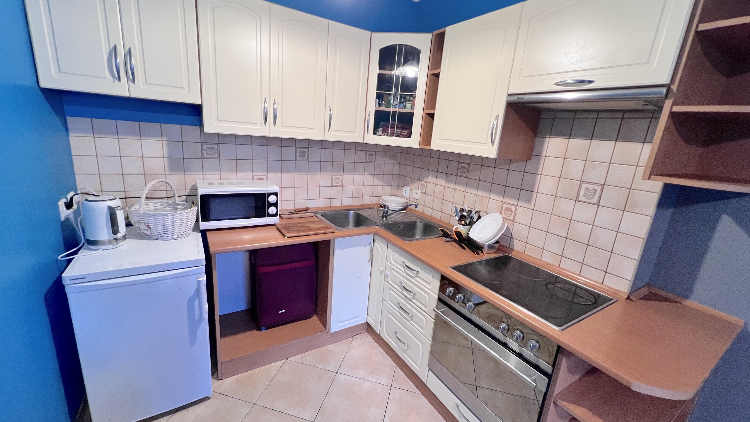 Kawalerka na zamkniętym osiedlu - zdjęcie 3