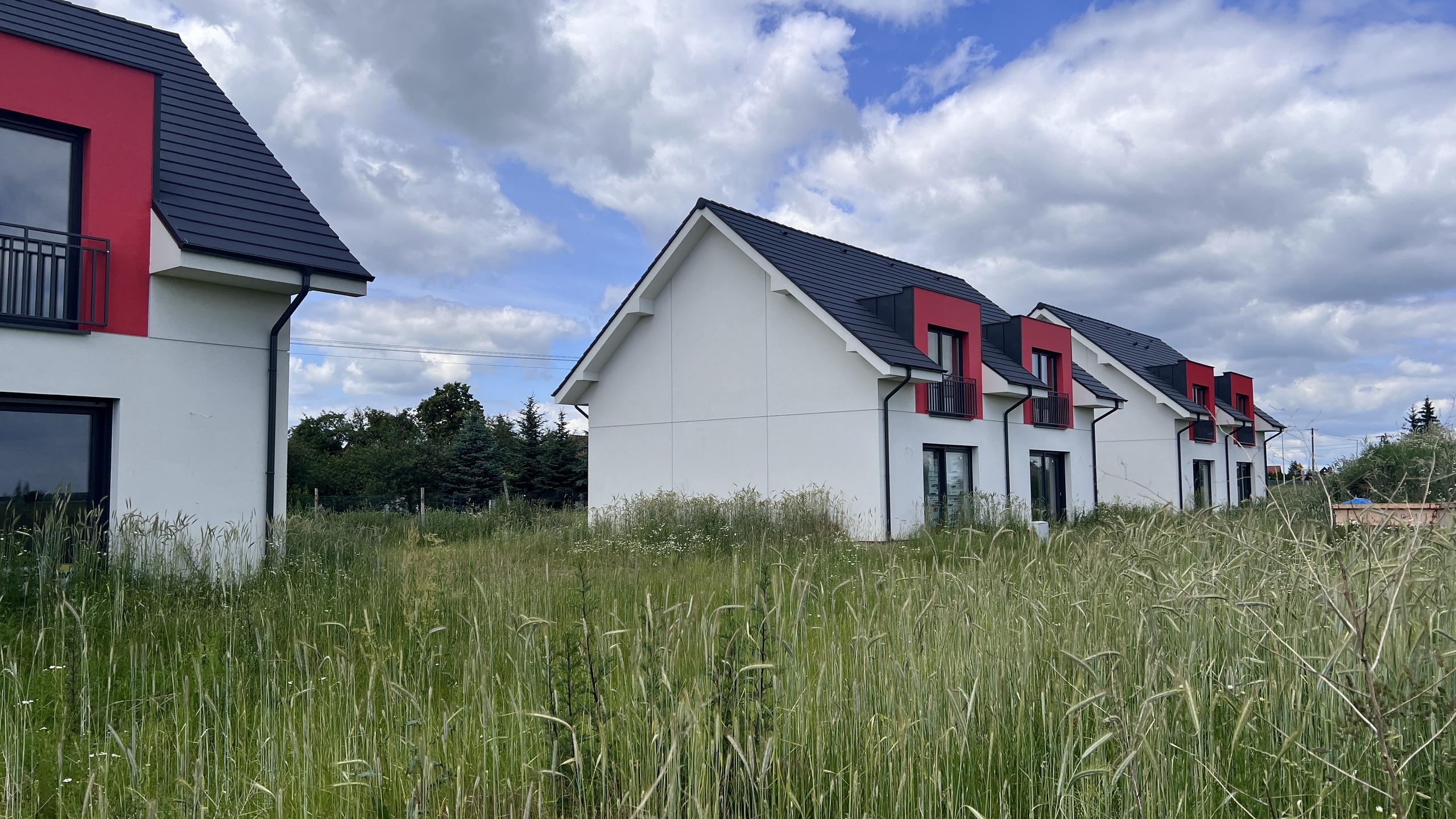 Kameralne osiedle 6 lokali w zabudowie bliźniaczej 2 km od Buku - zdjęcie 5