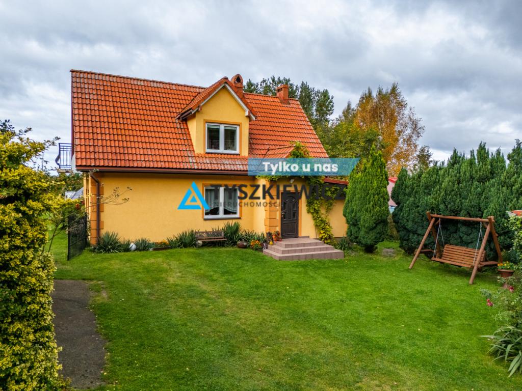 Super oferta dwóch domów z dużą działką! - zdjęcie 1