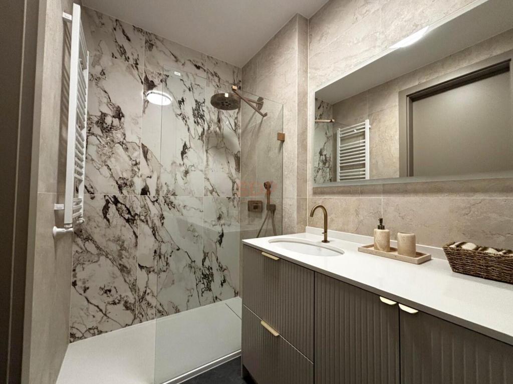 Mieszkanie 71 m², Wrocław, Różyckiego Ludomira - zdjęcie 2