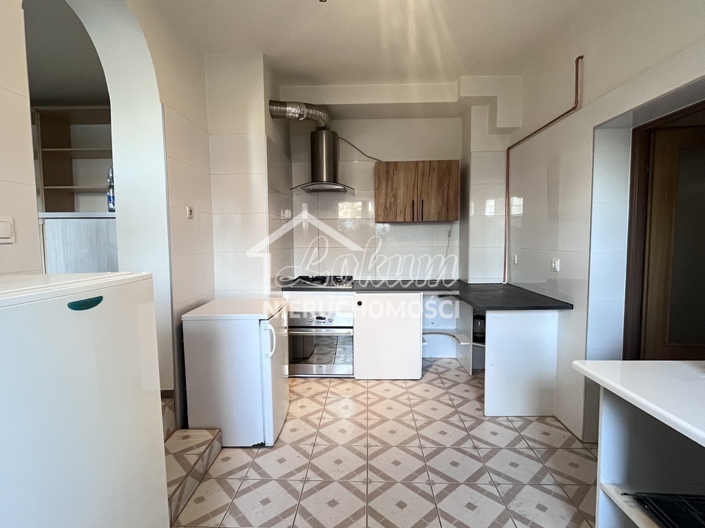 Dom 284 m², Załom - zdjęcie 1