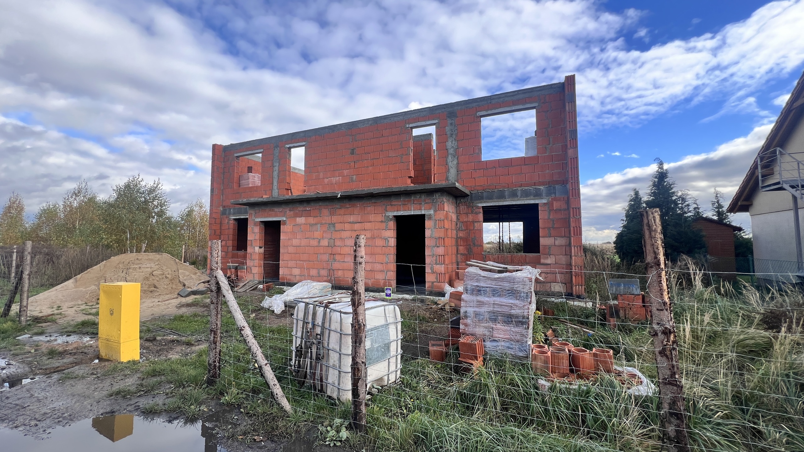 Dwa lokale w spokojnej części Lubonia - zdjęcie 4