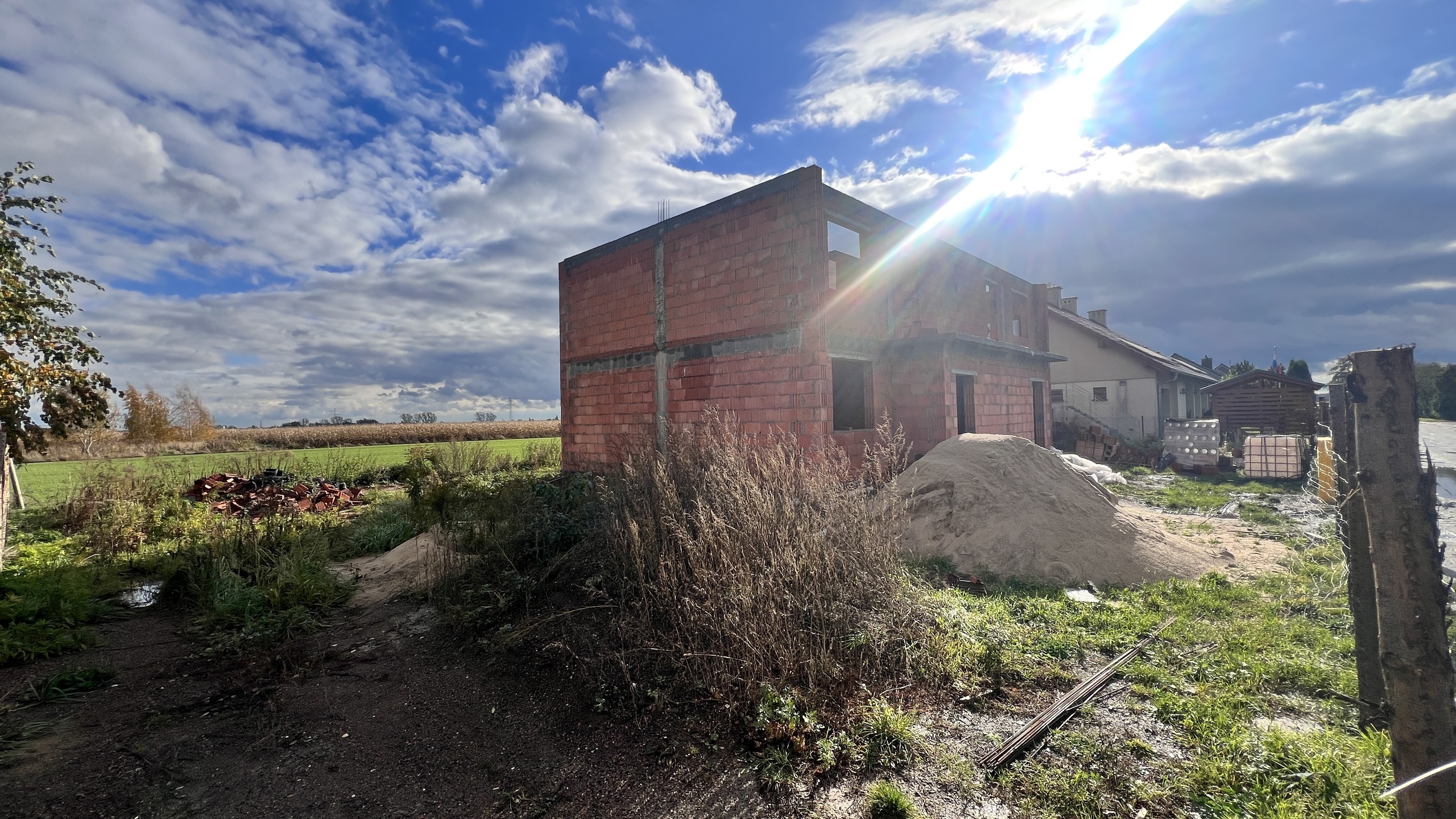 Dwa lokale w spokojnej części Lubonia - zdjęcie 9