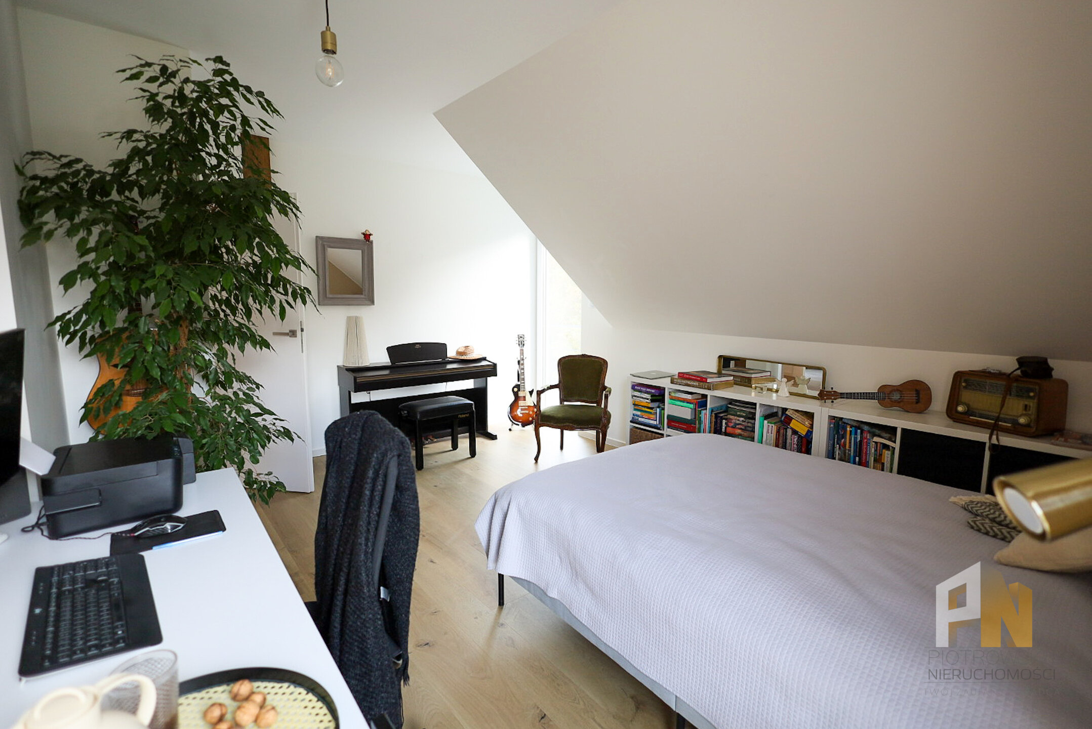 Przestronny dom do sprzedania - zdjęcie 12