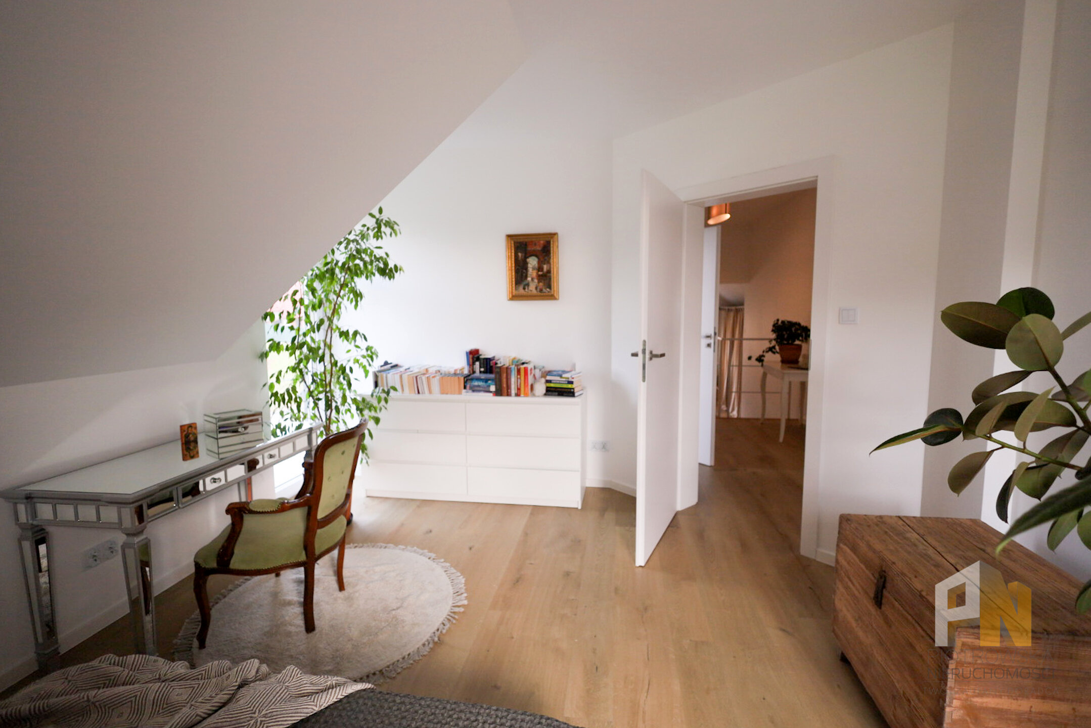 Przestronny dom do sprzedania - zdjęcie 13