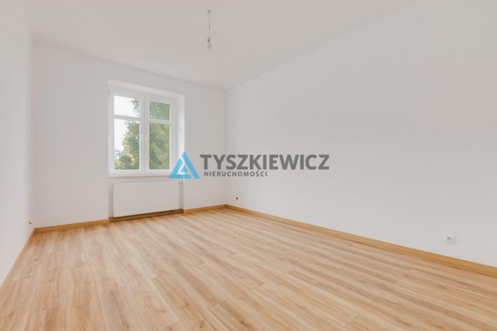 Przestronne mieszkanie z ogródkiem blisko SKM - zdjęcie 3