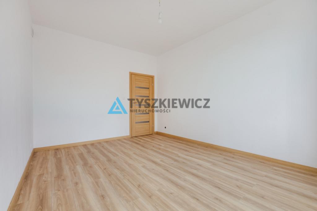 Przestronne mieszkanie z ogródkiem blisko SKM - zdjęcie 4