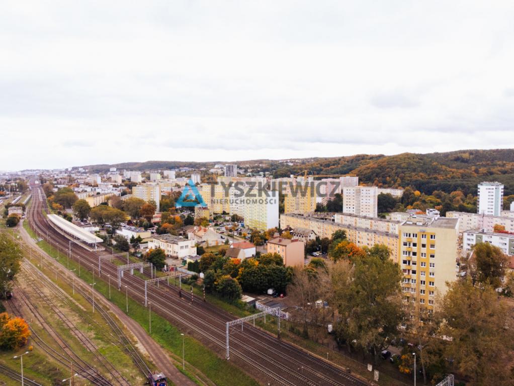 Przestronne mieszkanie z ogródkiem blisko SKM - zdjęcie 18