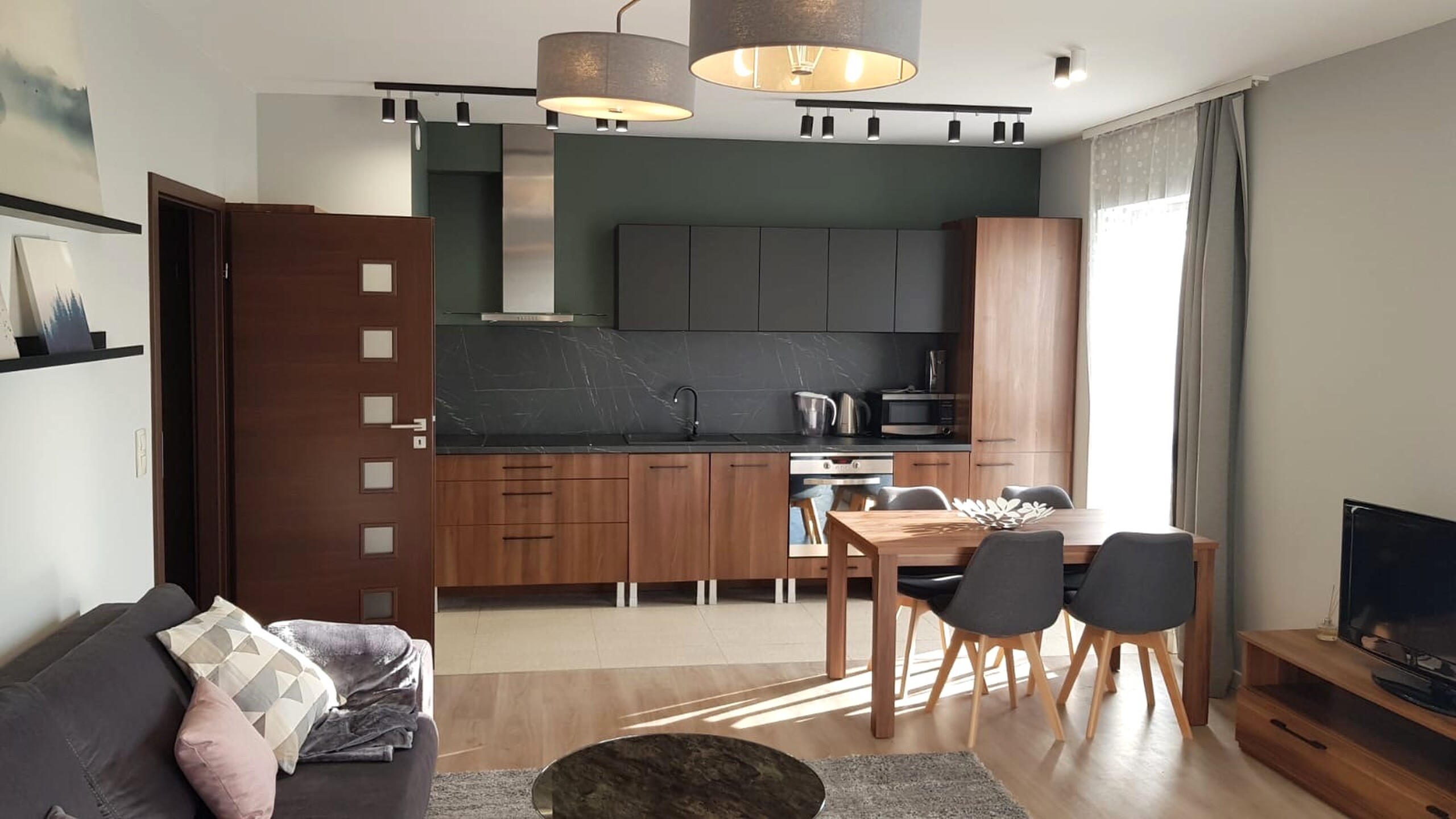 Dębowe Tarasy Baildona 78m2 3 pokoje m. garaż komórka klima - zdjęcie 2