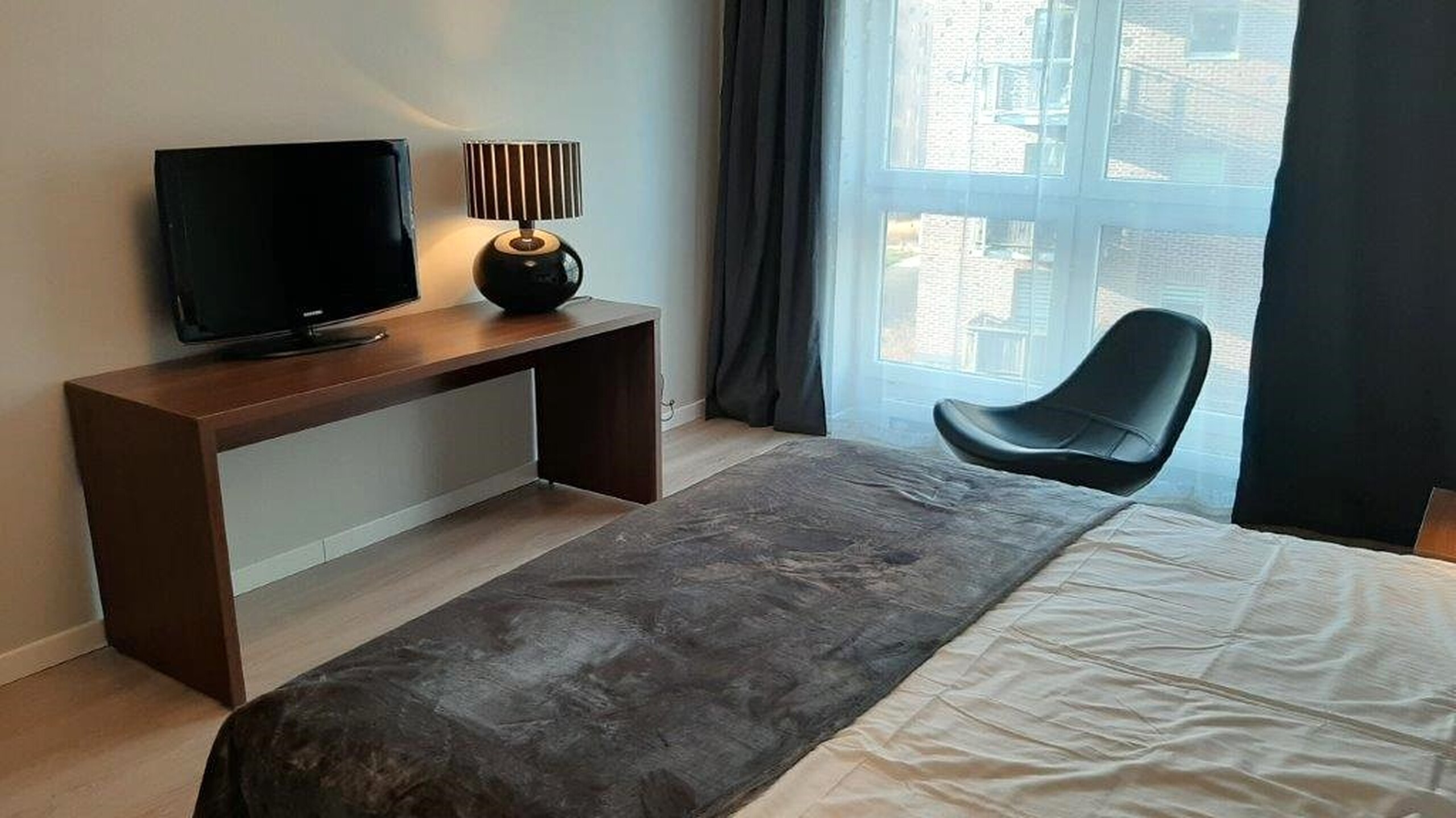 Dębowe Tarasy Baildona 78m2 3 pokoje m. garaż komórka klima - zdjęcie 3