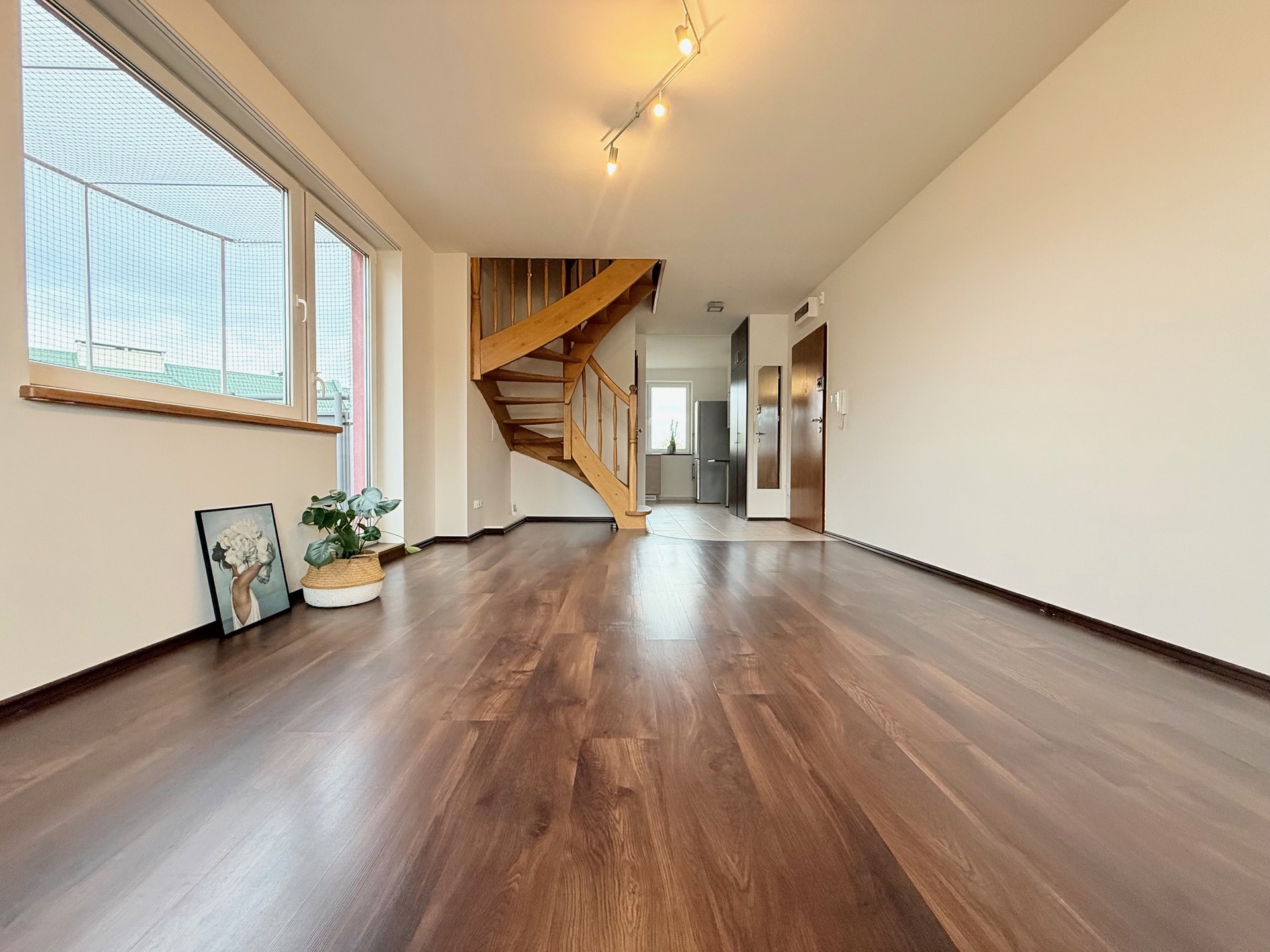 3 pokoje, dwupoziomowe, na Kosmonautów, Złotniki, - zdjęcie 1