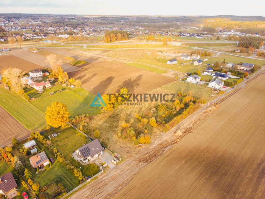 Piękna równa działka - zdjęcie 15