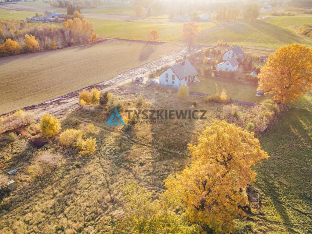 Piękna równa działka - zdjęcie 6