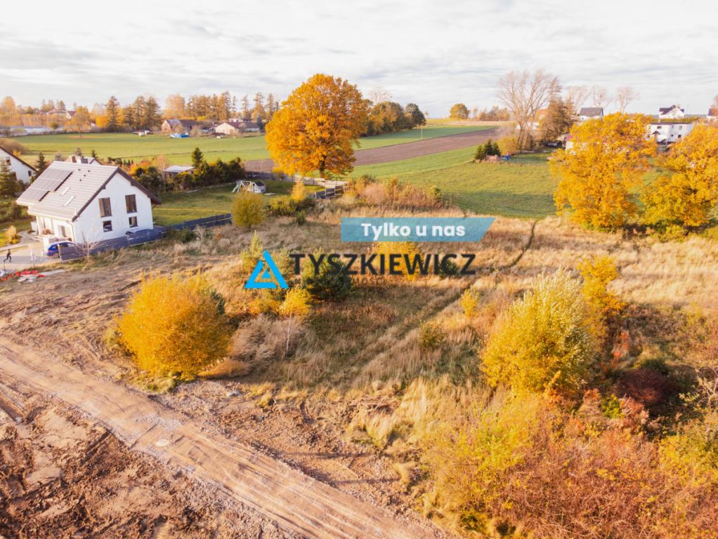 Piękna równa działka - zdjęcie 1