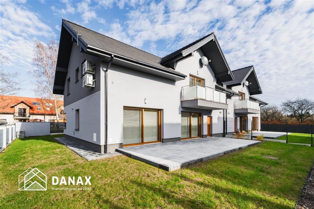 Dom 251 m², Modlniczka - zdjęcie 1