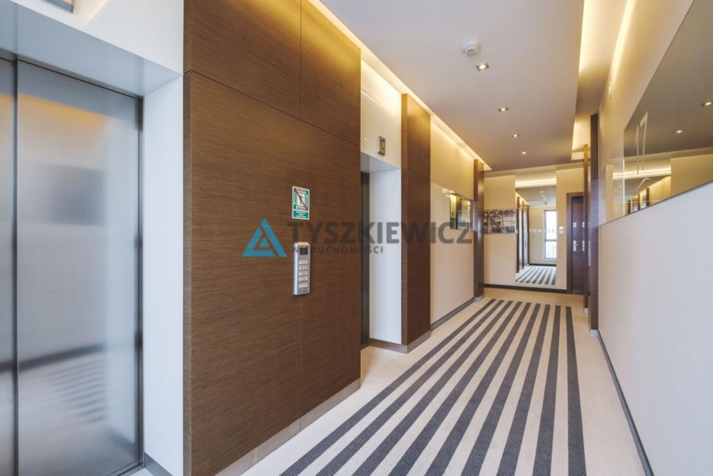 Wyjątkowy 2 pokojowy apartament w Sea Towers! - zdjęcie 28