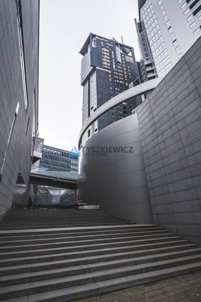 Wyjątkowy 2 pokojowy apartament w Sea Towers! - zdjęcie 12