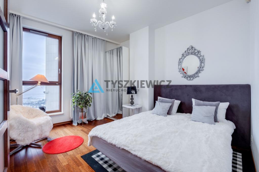 Wyjątkowy 2 pokojowy apartament w Sea Towers! - zdjęcie 2