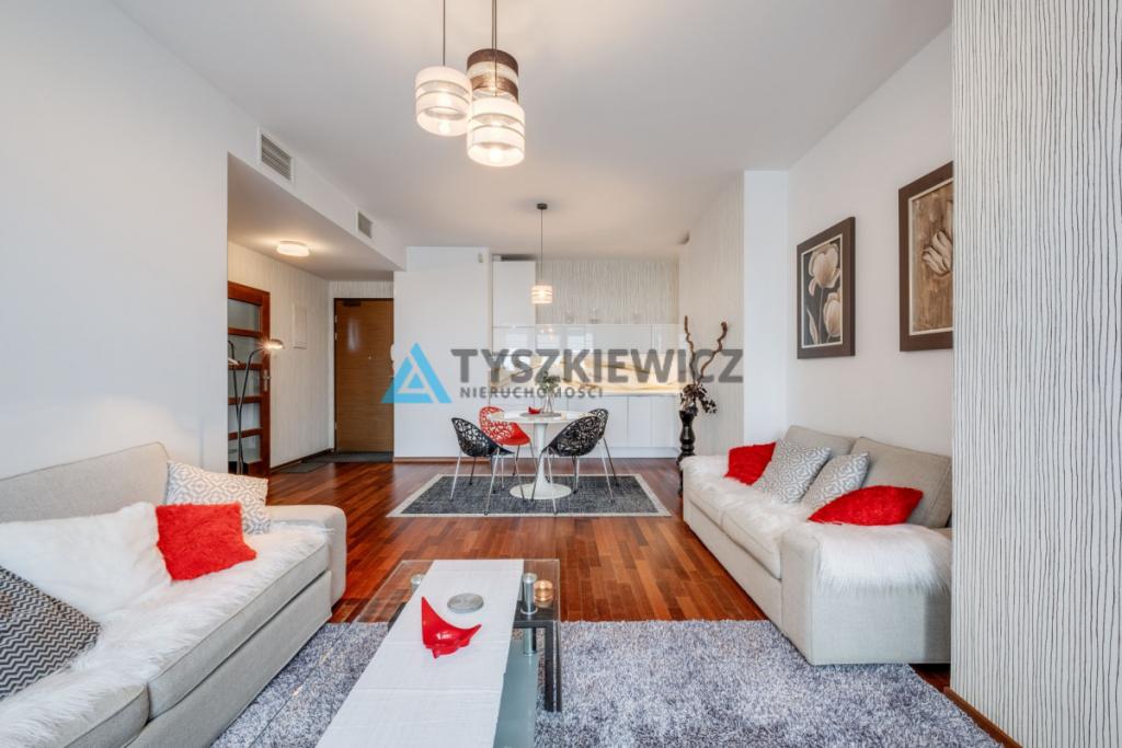 Wyjątkowy 2 pokojowy apartament w Sea Towers! - zdjęcie 3