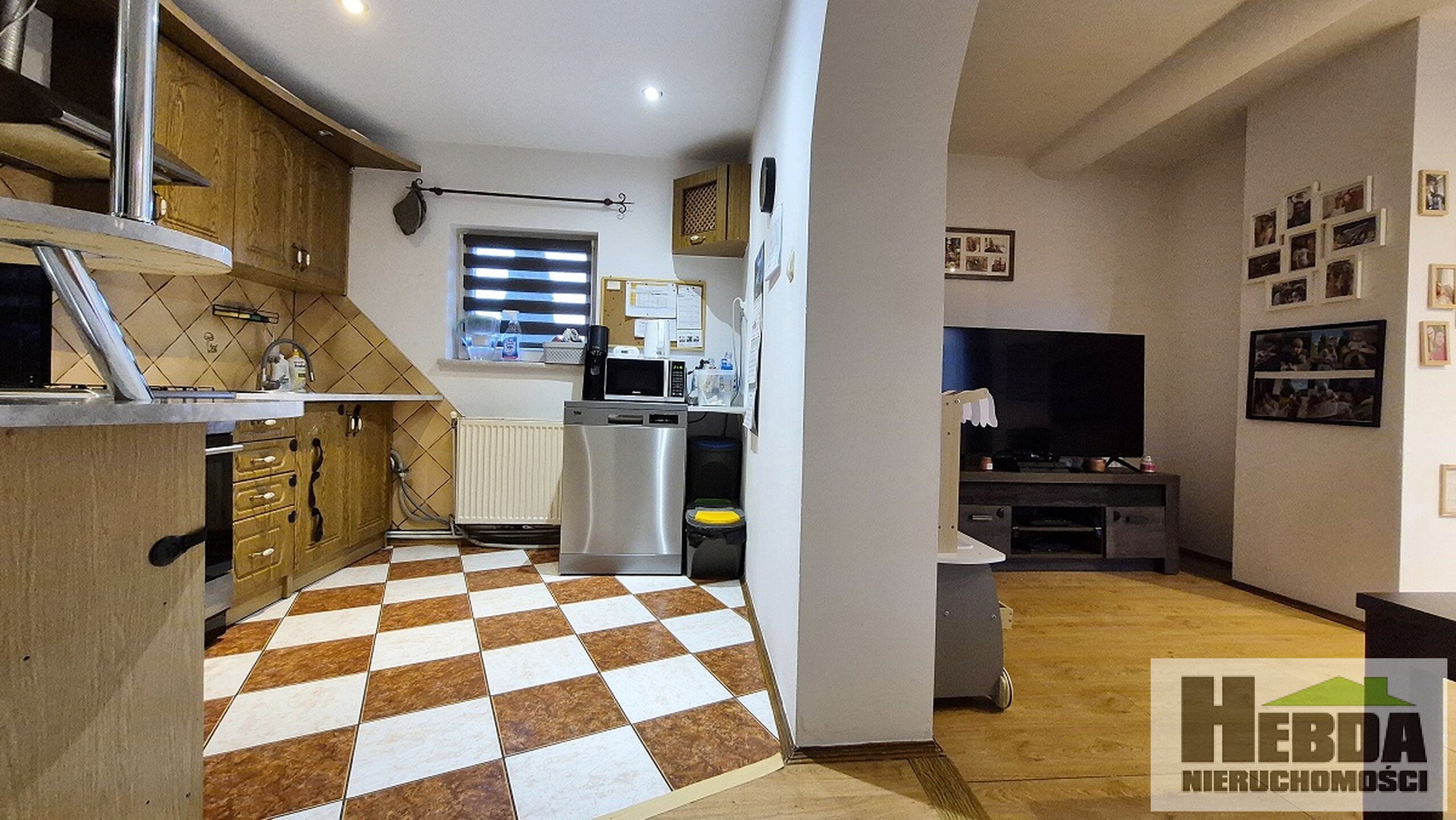 Tarnów, ul.Nowodąbrowska , parterowy dom, drewniano- murowany, 90 m2 2 minuty od Galerii Gemini - zdjęcie 13