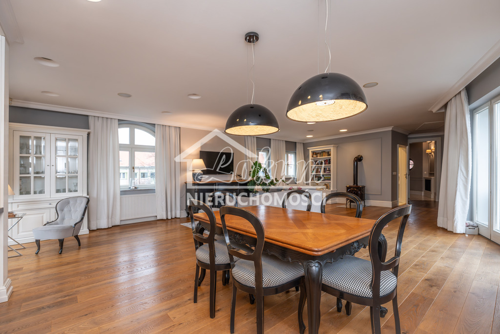 Dom 359&nbsp;m², Szczecin - zdjęcie 1