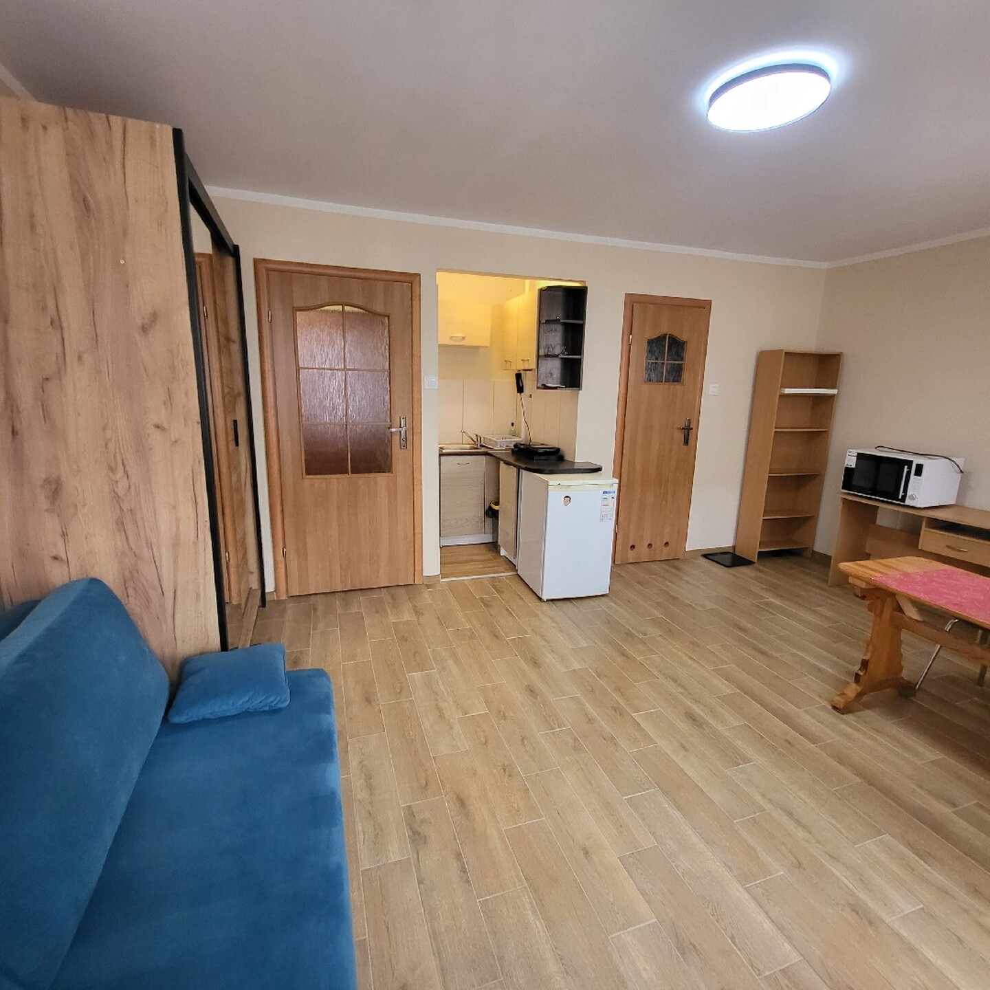 Stare Miasto, ul. Legnicka, balkon, z umeblowaniem - zdjęcie 7