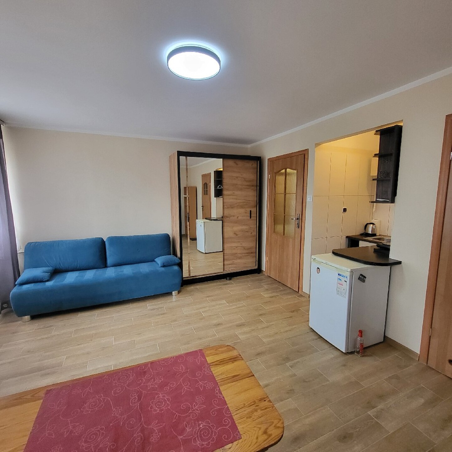 Stare Miasto, ul. Legnicka, balkon, z umeblowaniem - zdjęcie 6
